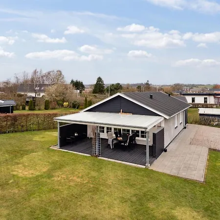 Dietlinde - 100m From The Sea By Interhome